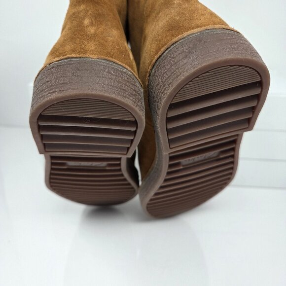 Clarks Womens 6 Boots Winter Suede Faux Fur Short Cognac Brown Drafty Day Comfy - Picture 7 of 10